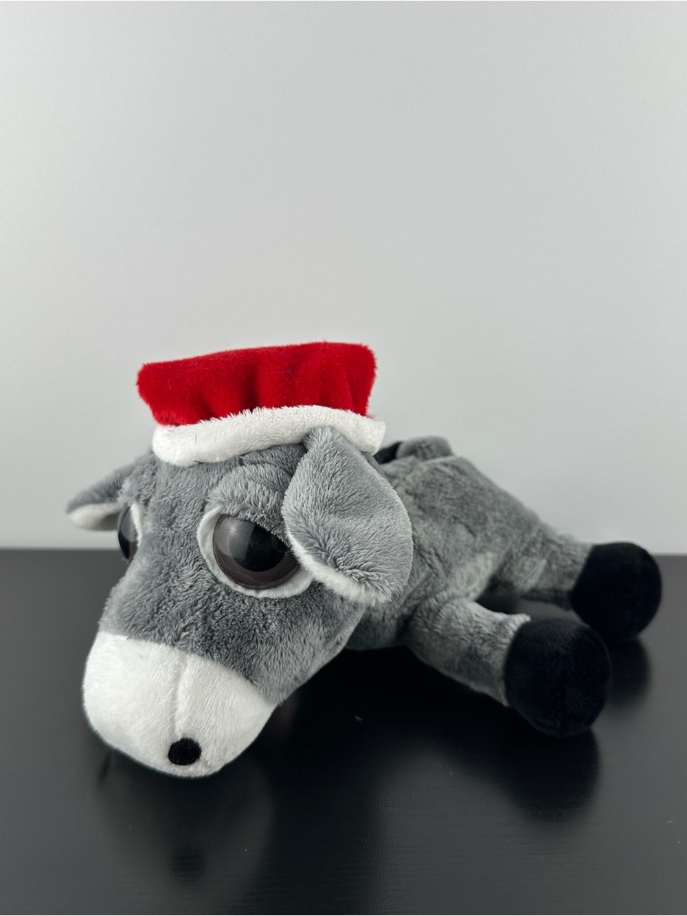 Russ Berrie RARE Lil Peepers Daisy Donkey 8” Christmas Santa Hat Plush Peeper